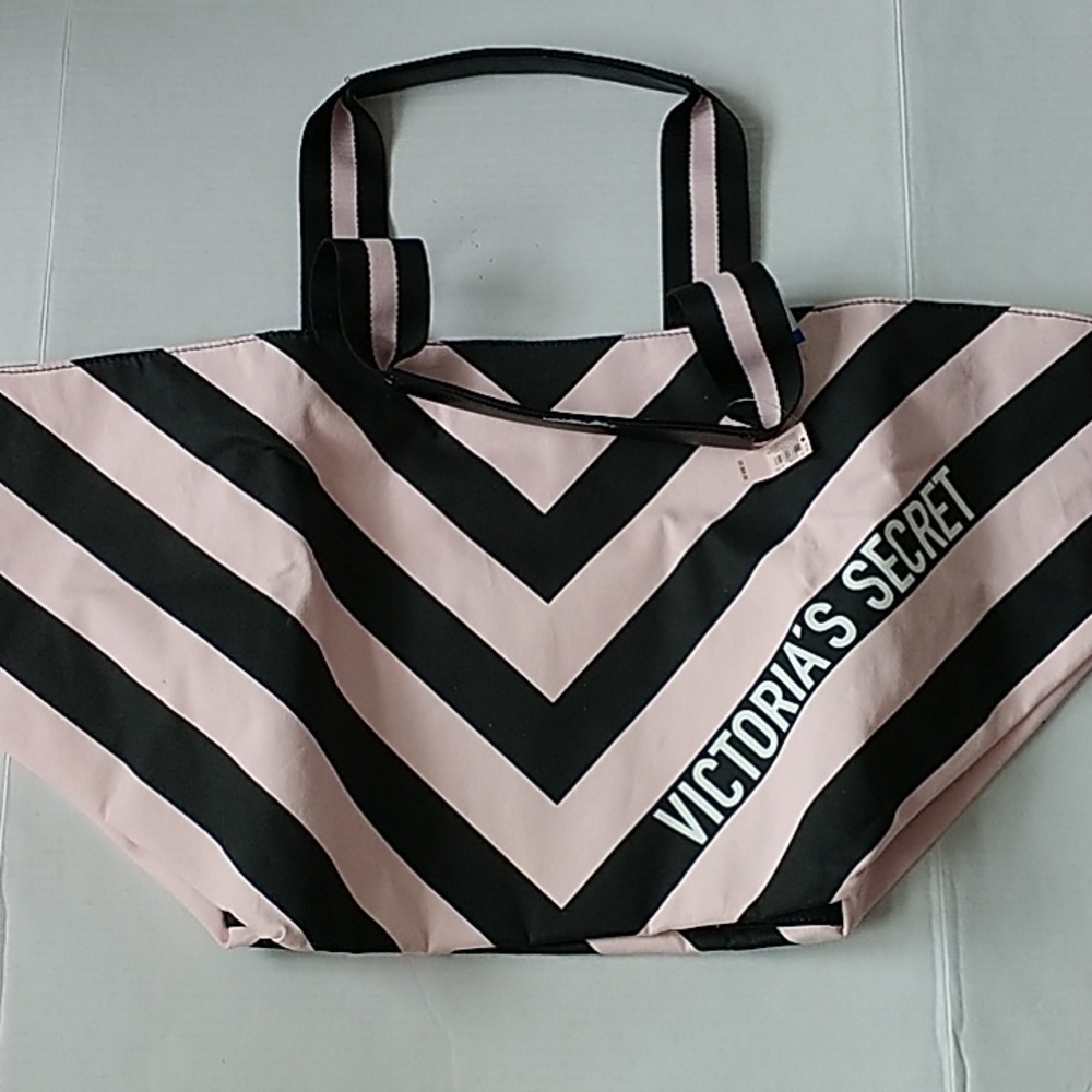 Victoria's Secret V Striped Limited Edition Pink/Black Weekender Tote Bag - Picture 4 of 11